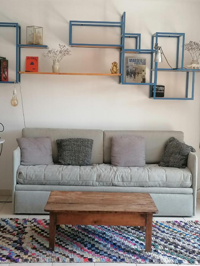 Appartement : Joli T2 Et Collines + Terrasse